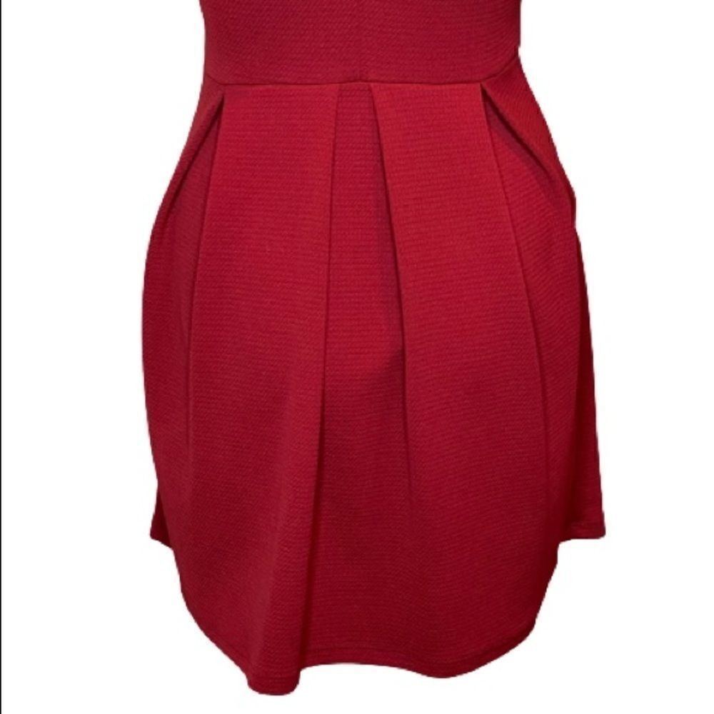 Lush burgundy short sleeve skater dress with pockets size M - Picture 8 of 13